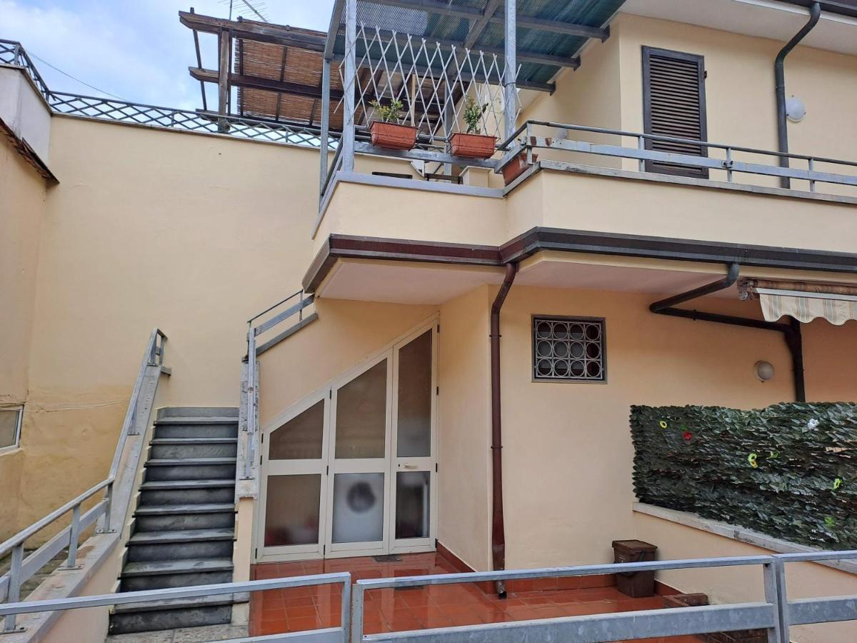 La Casa In Passeggiata - Seancity ヴィアレッジョ エクステリア 写真