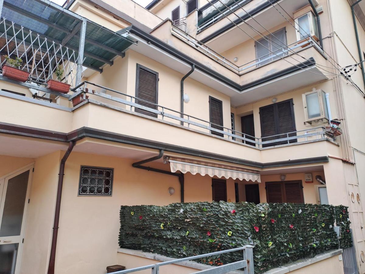 La Casa In Passeggiata - Seancity ヴィアレッジョ エクステリア 写真